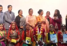 पौड़ी जनपद के शिक्षक हर्षवर्धन ने राज्य स्तरीय शास्त्रीय संगीत वादन में प्रथम स्थान किया हासिल