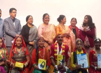 पौड़ी जनपद के शिक्षक हर्षवर्धन ने राज्य स्तरीय शास्त्रीय संगीत वादन में प्रथम स्थान किया हासिल
