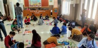 बैकुण्ठचर्तुदशी मेला: तीसरे दिन रंगोली प्रतियोगिता मे केवी मेमोरियल, कॉन्वेंट स्कूल तथा देवभूमि पब्लिक स्कूल रहे विजेता