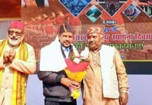 सामाजिक सरोकारों एवं पत्रकारिता के क्षेत्र में कार्य करने वाले जगमोहन डांगी को रामलीला मैदान में किया गया सम्मानित