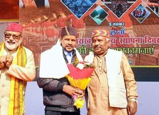सामाजिक सरोकारों एवं पत्रकारिता के क्षेत्र में कार्य करने वाले जगमोहन डांगी को रामलीला मैदान में किया गया सम्मानित