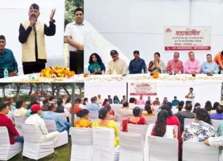 नोएडा स्टेडियम में होने वाले 14वें महाकौथिग मेला की तैयारियों को लेकर अहम बैठक, इस बार बद्रीनाथ धाम मंदिर की थीम पर होगा मंच का स्वरूप