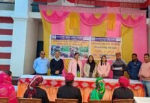 भोजन माता की ब्लॉक स्तरीय पाक कला प्रतियोगिता में नगर पालिका प्राथमिक विद्यालय श्रीनगर की शकुंतला देवी ने प्रथम स्थान किया हासिल Bhojan Mata cooking competition