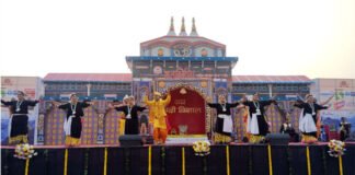 14वें महाकौथिग में पहले दिन रही सौरभ मैठाणी के सुपरहिट गीतों की धूम