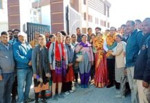प्रशासक बने जनप्रतिनिधियों का किया अभिनंदन, कल्जीखाल में राणा दम्पति का हुआ जोरदार स्वागत