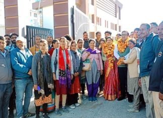 प्रशासक बने जनप्रतिनिधियों का किया अभिनंदन, कल्जीखाल में राणा दम्पति का हुआ जोरदार स्वागत