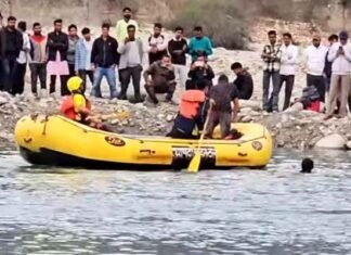 दुखदः महाशिवरात्रि पर अलकनंदा नदी में नहाने गये दो छात्रों की डूबने से मौत Two students died due to drowning in Alaknanda river