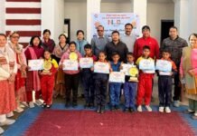 ब्लॉक स्तरीय निपुण विद्यार्थी प्रतियोगिता में ऋतिका ने मारी बाजी block level skilled student competition