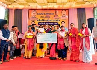 अंतर्राष्ट्रीय महिला दिवस पर विकासखंड कल्जीखाल में 500 महिलाओं को किया सम्मानित, मातृशक्ति के खिले चेहरे