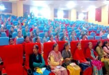 कल्जीखाल सभागार में सुना गया सीएम धामी का वर्चुअल लाइव संदेश Kaljikhal auditorium