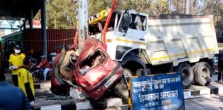 देहरादून के लच्छीवाला टोल प्लाजा पर दर्दनाक हादसा, डंपर ने खड़े वाहनों को मारी टक्कर, कार सवार दो लोगों की मौत