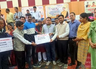 सरकार के तीन वर्ष पूर्ण होने के उपलक्ष्य में द्वारीखाल में आयोजित हुआ कार्यक्रम