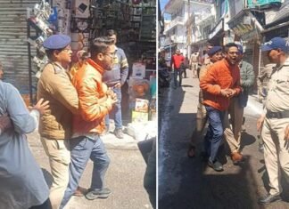 राज्यसभा सांसद महेंद्र भट्ट के पौड़ी आगमन पर कांग्रेसियों ने किया सड़क छाप मुद्दे पर विरोध