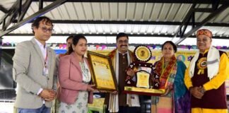 डाॅ. जैक्स वीन के जन्मदिन पर उत्तराखण्ड कविकुलतिलक शिरोमणि सम्मान से सम्मानित हुए गढ़वाली कवि ओमप्रकाश सेमवाल Poet Omprakash Semwal