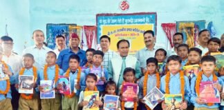 उत्तराखंड के सभी सरकारी विद्यालयों में मनाया गया ‘प्रवेशोत्सव’, नये विद्यार्थियों का हुआ स्वागत, बांटी गई नई पाठ्यपुस्तकें 'Praveshotsav' celebrated in all government schools of Uttarakhand