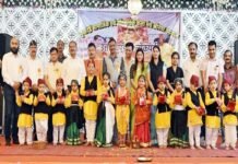 फूलदेई समाजिक एवं सांस्कृतिक कला मंच श्रीनगर द्वारा आयोजित लोकगीत प्रतियोगिता में सेंट थेरेसास कॉन्वेंट स्कूल व लोकनृत्य में शेम्फोर्ड स्कूल रहे प्रथम St. Theresa's Convent School came first