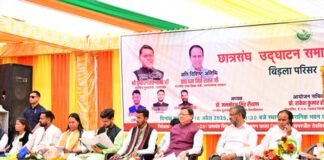 गढ़वाल विश्वविद्यालय छात्रसंघ समारोह में पहुंचे सीएम धामी, बोले 22 हजार से अधिक युवाओं को नौकरी देकर बेरोजगारी दर को कम किया