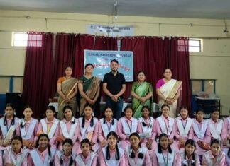 बालिका इंटर कॉलेज श्रीनगर में ‘नागरिक कौशल एवं संवैधानिक मूल्य’ विषय पर संगोष्ठी का आयोजन Seminar organized at GGIC Srinagar