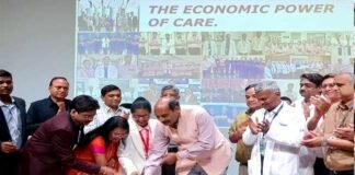 शारदा अस्पताल में अंतरराष्ट्रीय नर्स दिवस मनाया गया