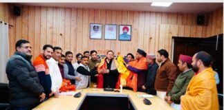 चार धामों के पुरोहितों ने शीतकालीन यात्रा को बढ़ावा दिए जाने पर मुख्यमंत्री का जताया आभार The priests of the four Dhams expressed their gratitude to the Chief Minister