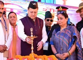 अशोक चक्र विजेता शहीद भवानी दत्त जोशी की स्मृति में आयोजित शौर्य महोत्सव में शामिल हुए सीएम धामी