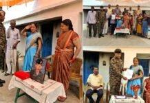 कारगिल विजय दिवस की 26वीं वर्षगांठ पर भारतीय सेना के जवान पहुँचे घर-घर, परिजनों को भेंट किए सम्मान चिन्ह Kargil Vijay Diwas