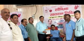 स्वैच्छिक प्रयासों से बनता है सशक्त समाज: बंशीधर तिवारी