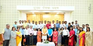 सीएम धामी ने राष्ट्रीय डॉक्टर्स डे पर प्रदेशभर से आए चिकित्सकों को किया सम्मानित National Doctors Day