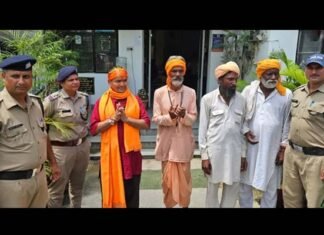 ऑपरेशन कालनेमि: उत्तराखंड में साधु वेश में घूम रहे एक बांग्लादेशी समेत 25 फर्जी बाबाओं को पुलिस ने किया गिरफ्तार Operation Kalanemi Dehradun