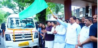 मुख्यमंत्री ने 20 नई वातानुकूलित यूटीसी मिनी (टैम्पो ट्रेवलर) का किया फ्लैग ऑफ UTC Mini Tempo Traveller