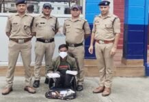 पौड़ी में हुई चोरी की घटनाओं को अंजाम देने वाले शातिर चोर को पुलिस ने किया गिरफ्तार