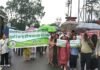 धाद ने हरेला मार्च के साथ उठाये बीरान गांव और कटते हुए पेड़ों के सवाल, जब गांव हो रहे हो वीरान तब वहाँ हरेला कैसे हो?