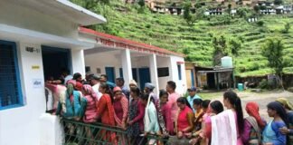 उत्तराखंड में दोपहर 12 बजे तक 27%, पौड़ी में 32.84% मतदान, नैनीडांडा में सबसे ज्यादा, रिखणीखाल में सबसे कम, देखें कहां कितनी हुई वोटिंग