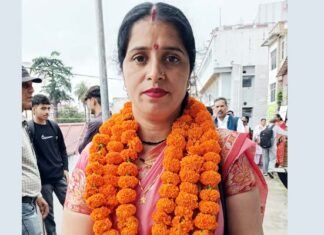 पौड़ी गढ़वाल: जिला पंचायत गढ़कोट सीट पर सविता देवी ने किया नामांकन, त्रिकोणीय हुआ मुकाबला