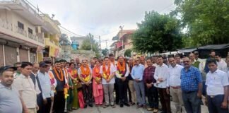 पंचायत चुनाव: टिहरी के गढ़ सिनवाल से उदय सिंह रावत ने जिला पंचायत सदस्य के लिए किया नामांकन