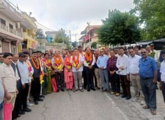 पंचायत चुनाव: टिहरी के गढ़ सिनवाल से उदय सिंह रावत ने जिला पंचायत सदस्य के लिए किया नामांकन