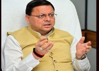 मुख्यमंत्री पुष्कर सिंह धामी आपदा राहत हेतु अपना एक माह का वेतन देंगे cm dhami donate one month salary