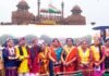 लाल किला में आयोजित स्वतंत्रता दिवस कार्यक्रम में प्रवासी उत्तराखंडियों के दल ने पारम्परिक वेशभूषा में किया प्रतिभाग