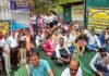 शत-प्रतिशत पदोन्नति एवं प्रधानाचार्य सीधी भर्ती निरस्त करने की मांग पर शिक्षकों ने सीईओ कार्यालय पौड़ी में दिया धरना