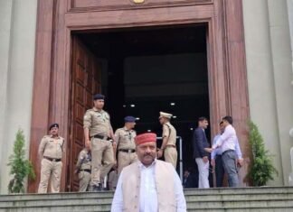 विधानसभा सत्र में पौड़ी विधायक पोरी के प्रश्न से सरकार की कार्यप्रणाली पर निशाना, समाधान नहीं किए जाने पर दे डाली चेतावनी
