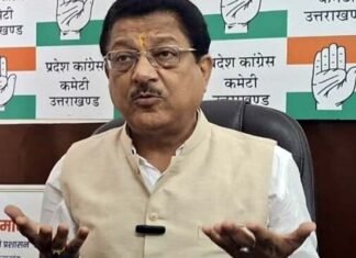 त्रिस्तरीय पंचायत चुनावों में कांग्रेस ने चलाया अनुशासन का डंडा, दो नेताओं को कारण बताओ नोटिस, एक को दिखाया बाहर का रास्ता