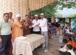 श्रीनगर में आयोजित संकुल स्तरीय शरद-शीतकालीन खेलकूद प्रतियोगिता संपन्न, 50 और 100 मीटर दौड़ में अनमोल और यशस्वनी ने मारी बाजी Cluster level autumn-winter sports competition held in Srinagar