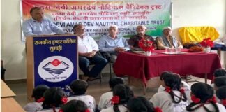 निर्धन मेधावी छात्रों को पद्मा देवी अमर देव नौटियाल चैरिटेबल ट्रस्ट ने वितरित की छात्रवृत्ति