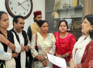 पौड़ी जिला पंचायत की प्रथम बैठक में समितियों के मनमाने गठन पर सदस्य गणों ने जताई आपत्ति meeting of Pauri District Panchayat