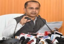 उत्तराखंड कैबिनेट बैठक: राज्य कर्मचारियों को पदोन्नति में शिथिलीकरण समेत इन 8 प्रस्ताओं पर लगी मुहर