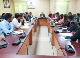 जन-कल्याणकारी योजनाओं के प्रभावी प्रचार-प्रसार के लिए जिला सूचना अधिकारियों को निर्देश: सूचना महानिदेशक बंशीधर तिवारी DG Information Banshidhar Tiwari