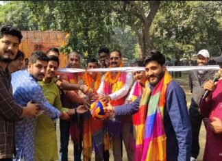 गाजियाबाद में उत्तराखण्ड राज्य स्थापना दिवस पर भव्य वॉलीबॉल प्रतियोगिता आयोजित, प्रताप विहार क्लब ने जीता खिताब Volleyball competition organized on Uttarakhand State Foundation Day