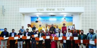 लोक सेवा आयोग से चयनित 178 अभ्यर्थियों को मुख्यमंत्री ने प्रदान किये नियुक्ति पत्र