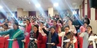 विकास खंड कल्जीखाल में नव-निर्वाचित ग्राम प्रधानों ने ली गोपनीयता की शपथ