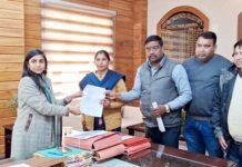 श्रीनगर-पौड़ी-कोटद्वार राष्ट्रीय राजमार्ग पर प्रस्तावित सुरंग निर्माण का ग्रामीणों ने किया विरोध, बोले पौड़ी को नही बनने देंगे जोशीमठ pauri proposed tunnel construction